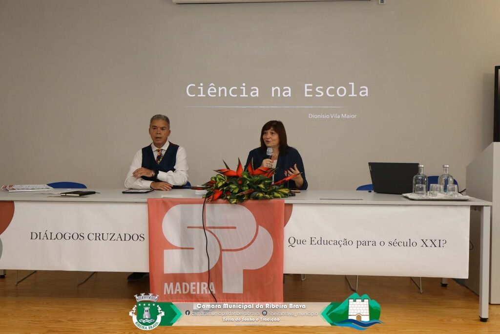 Diálogos Cruzados no 3.º Seminário de Educação da Ribeira Brava 14 14
