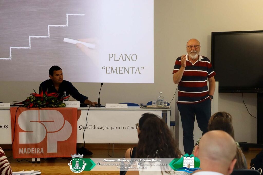Diálogos Cruzados no 3.º Seminário de Educação da Ribeira Brava 8 8
